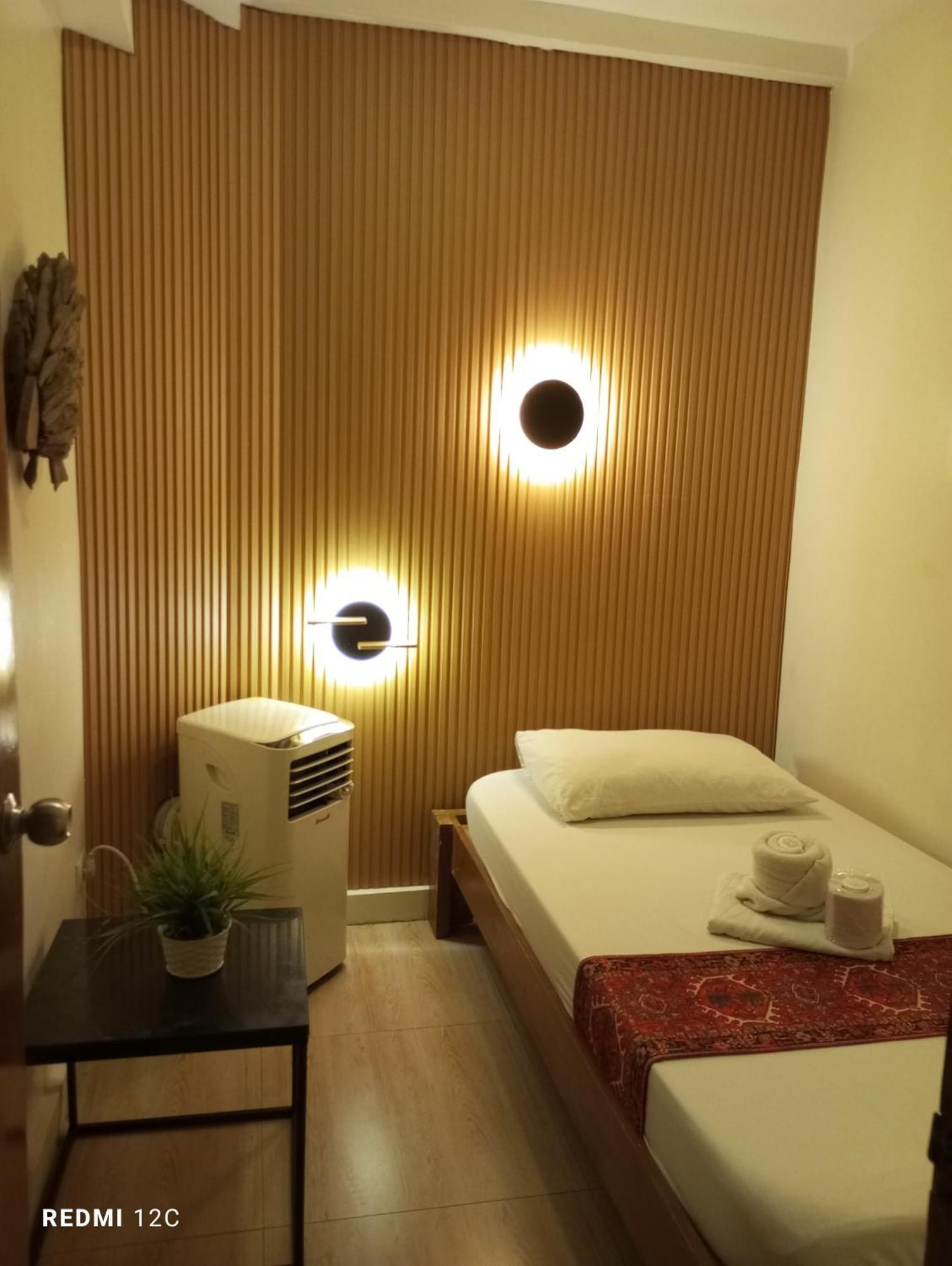 Airport Hostel Manila Pasay Exterior photo